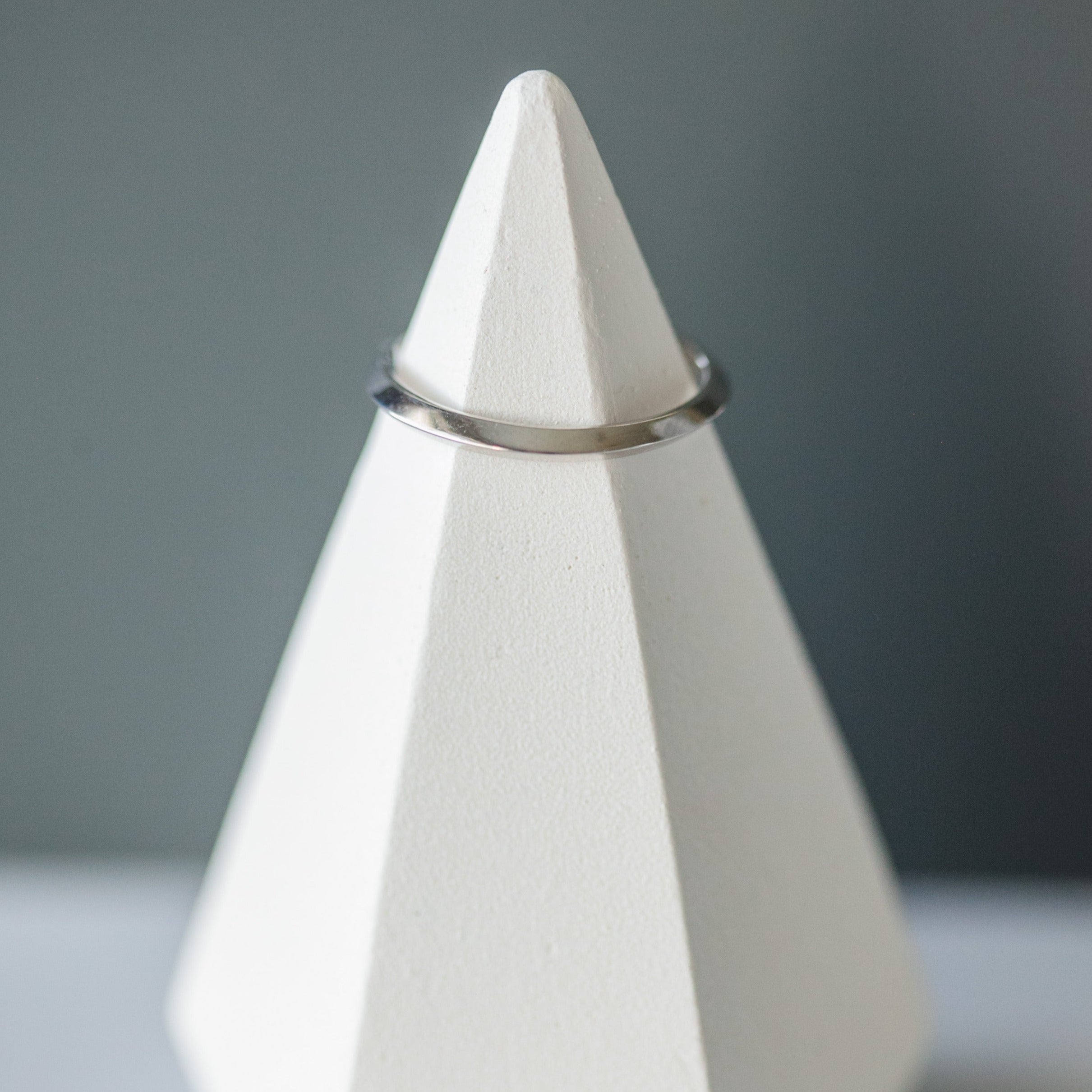 Stackable &quot;Edge&quot; Ring